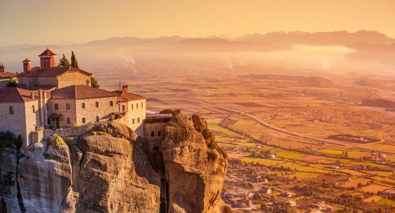 A Day Trip to Meteora